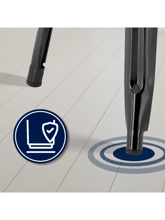 Bárszék Joshua, fekete